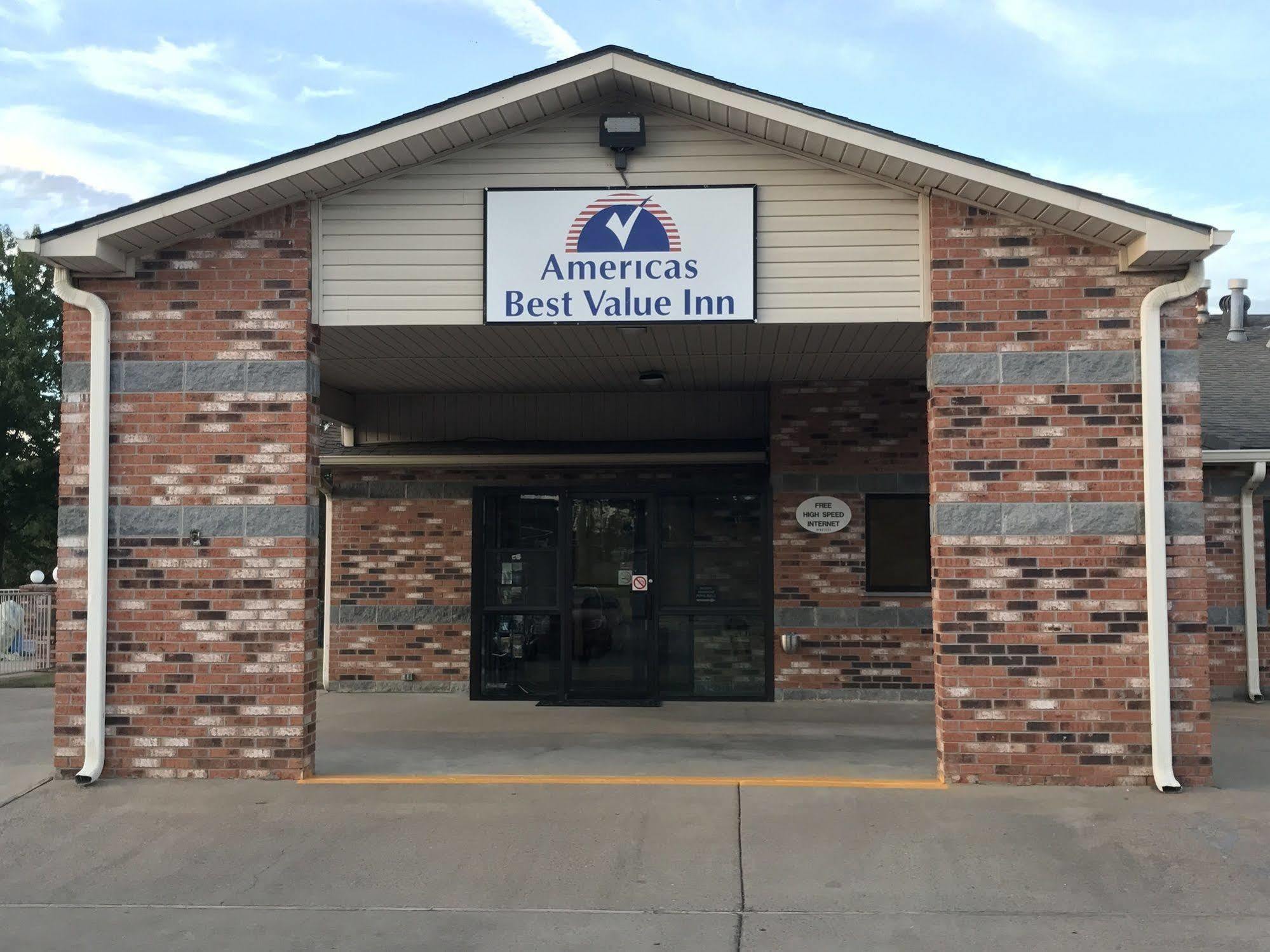 Americas Best Value Inn Cabot Bagian luar foto